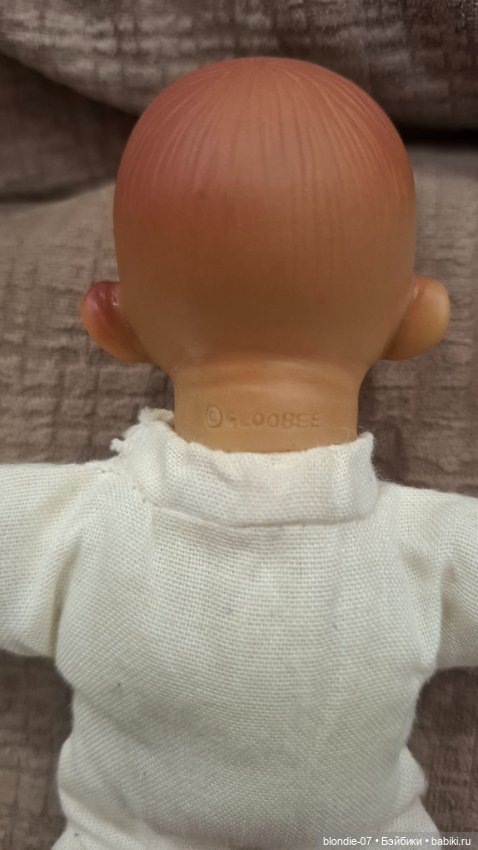 Маленькая характерная куколка (фото 6)