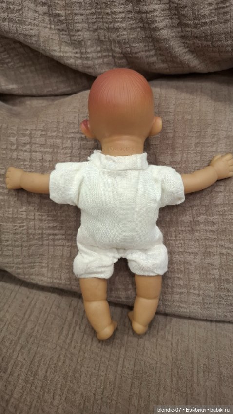 Маленькая характерная куколка (фото 5)