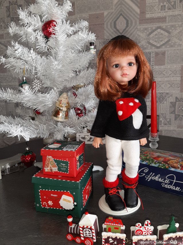 Костюмчик "Грибок " для Паола Рейна