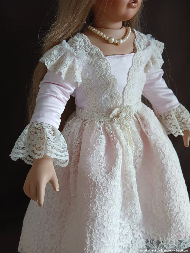 Нарядное платье для большой куклы (фото 7)