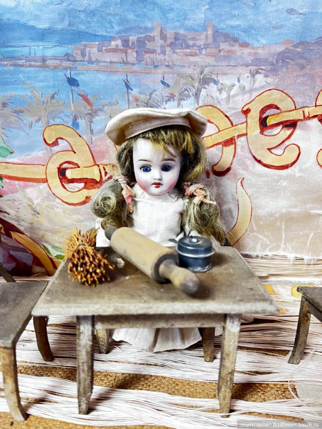 Миничка отSchönau Hoffmeister & Weiss Kuhnert с мебелью (фото 10)