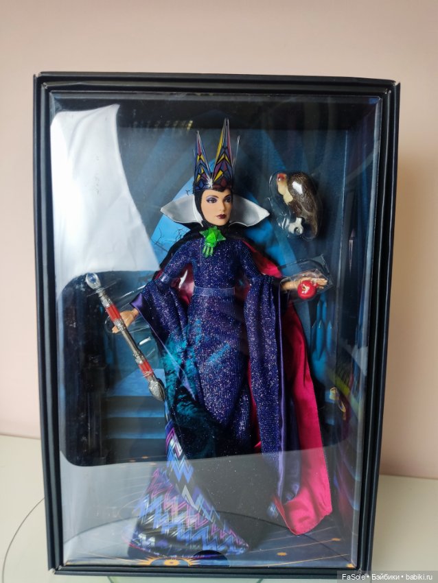 Портретная Злая королева из фильма Белоснежка 2025