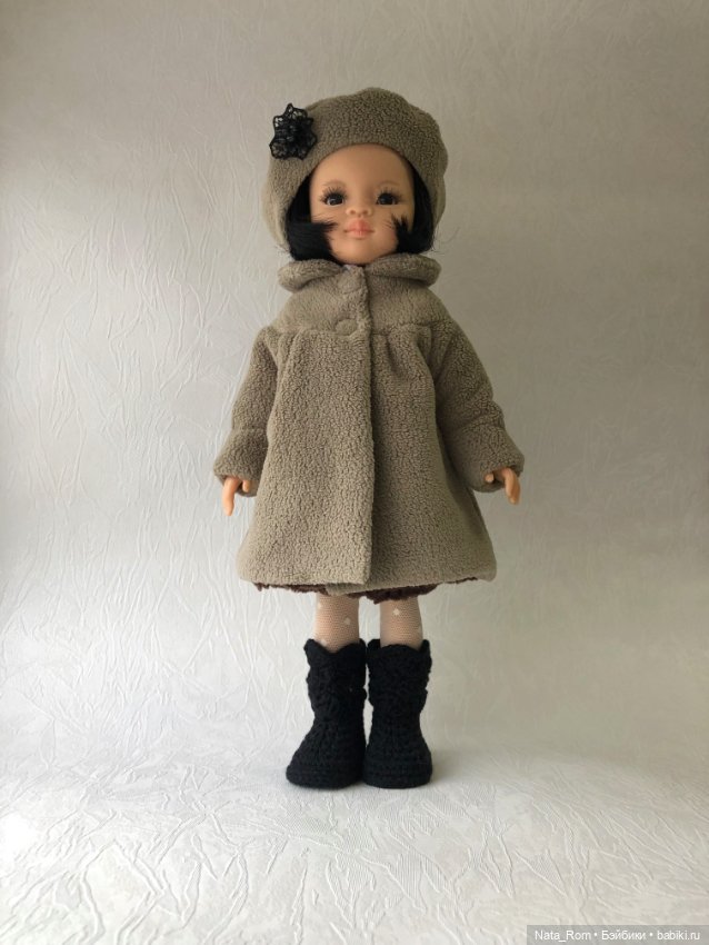 Комплект пальто и берет для куклы Паола Рейна (Paola Reina)