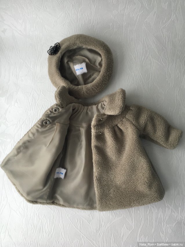 Комплект пальто и берет для куклы Руби Рэд (Ruby Red) (фото 7)