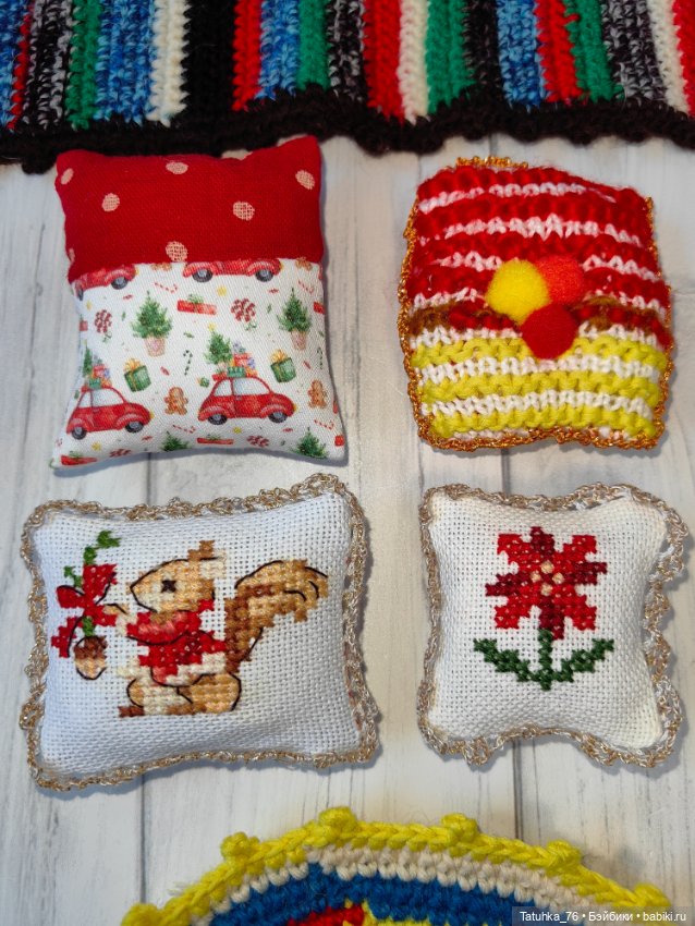 Одним Лотом подушки пледы коврики для кукольного интерьера (фото 3)