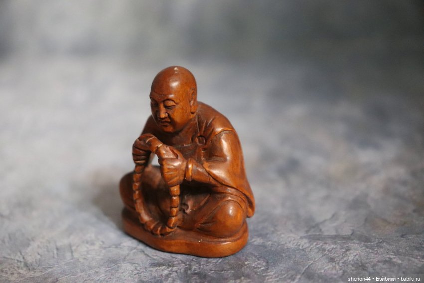 Нэцкэ "Монах с четками" — Статуэтки (фото 4)