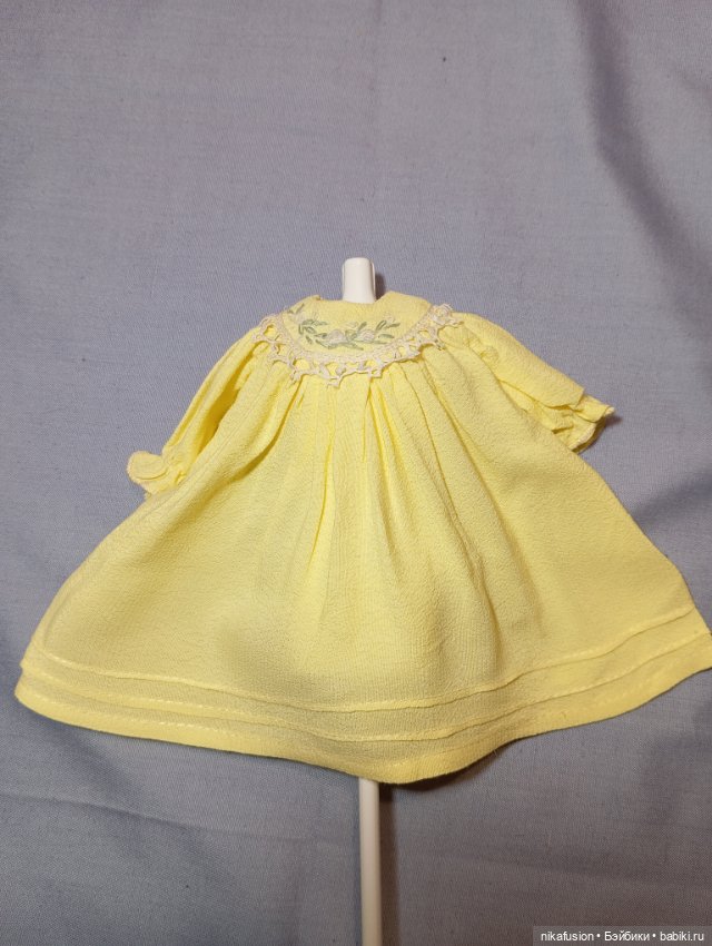 Платье на антикварную куклу, пупса, современных коллекционных кукол 20-25 см шёлк (фото 6)