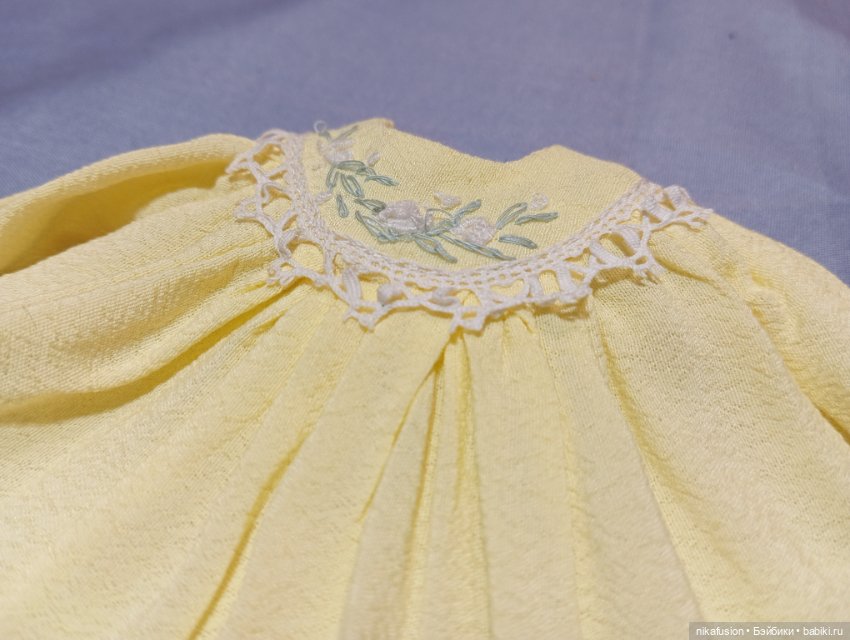 Платье на антикварную куклу, пупса, современных коллекционных кукол 20-25 см шёлк (фото 2)