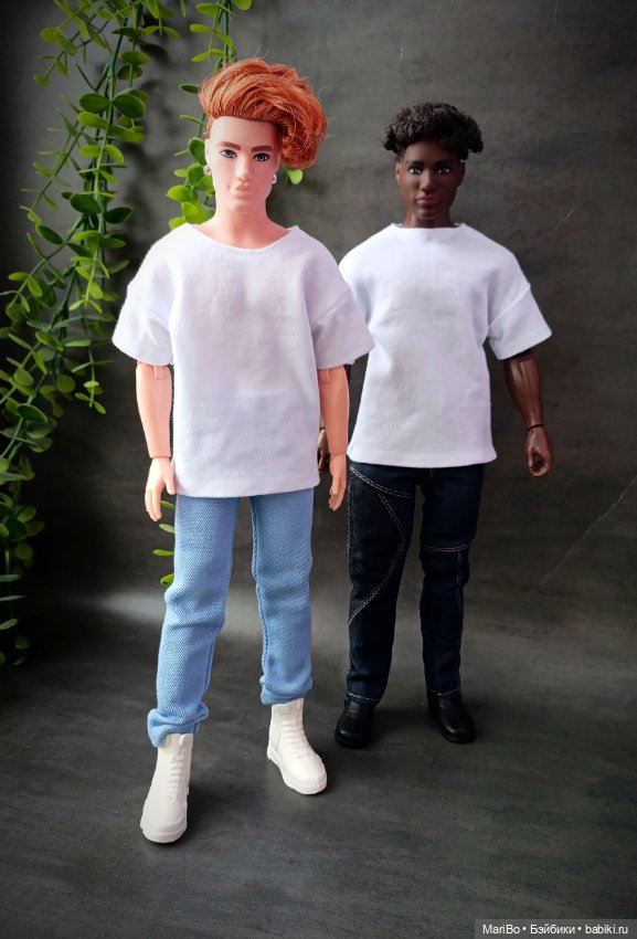 Простая футболка — Одежда (фото 3)