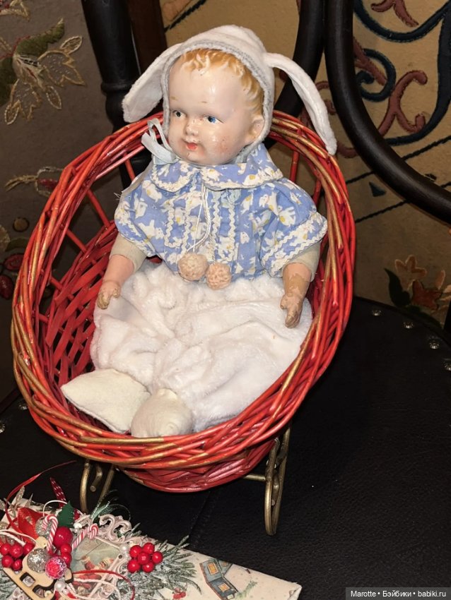 Антикварный малыш в костюмчике зайчика (фото 3)