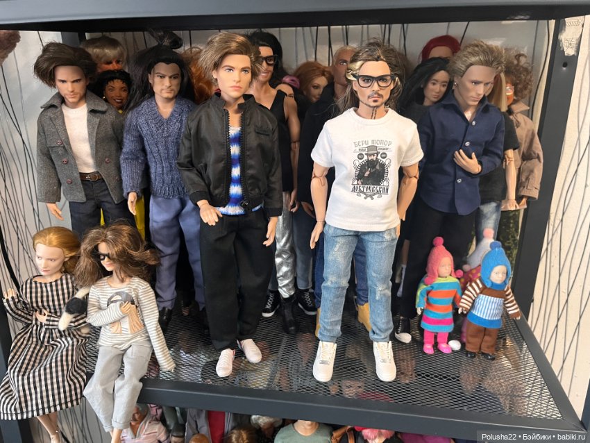 Огромная коллекция кукол — Игровые куклы