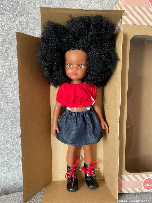 Паола Рейна Камила (Paola Reina)