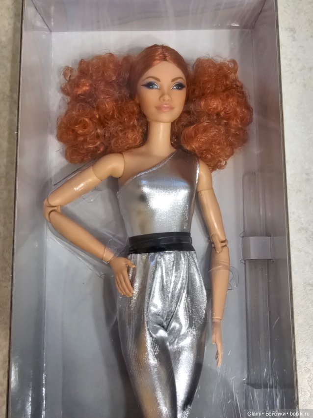 Barbie Looks Doll 11 — Игровые куклы (фото 8)