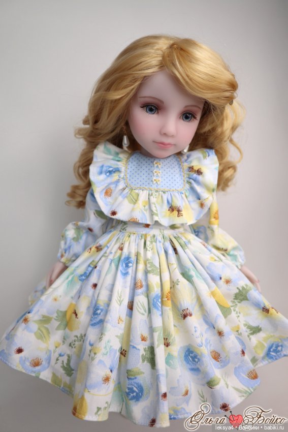 Платье для Ruby Red 37 см