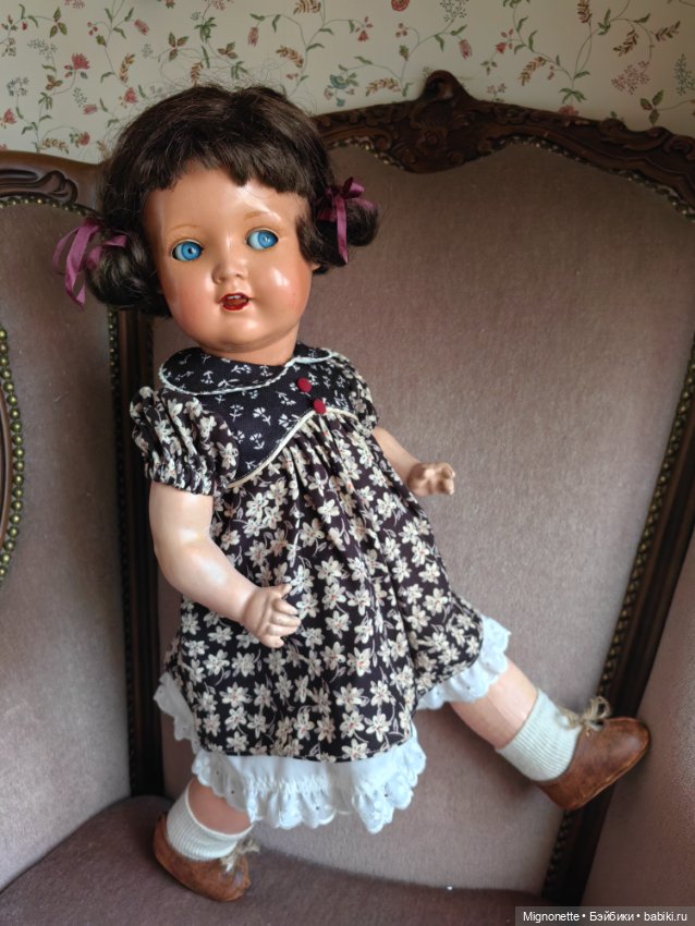 Немочка с эбонитовой головой