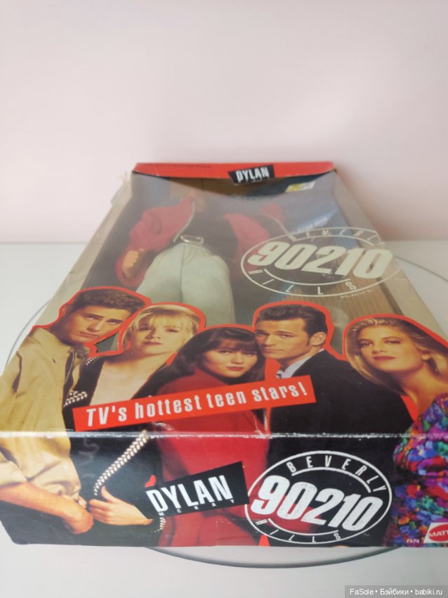 Дилан Маккей из сериала "Беверли-Хиллз, 90210" (фото 7)