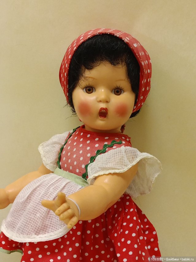 Винтажная куколка Goebel Hummel (фото 5)