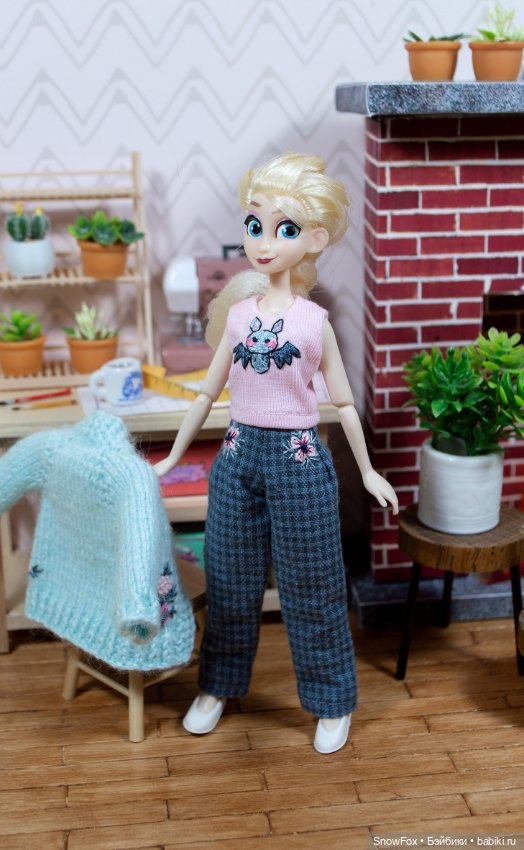 Синие брюки с вышивкой для пижамных принцесс (фото 3)