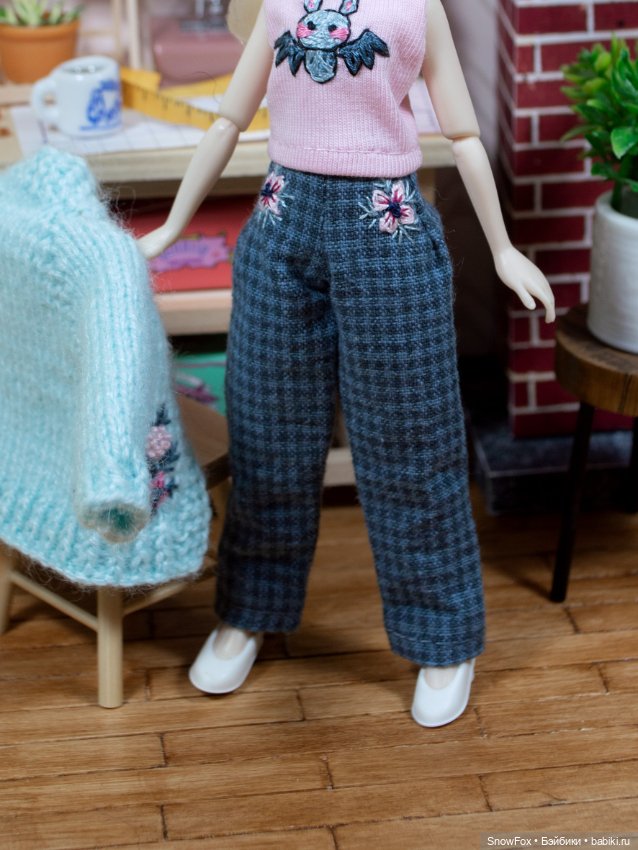 Синие брюки с вышивкой для пижамных принцесс (фото 4)