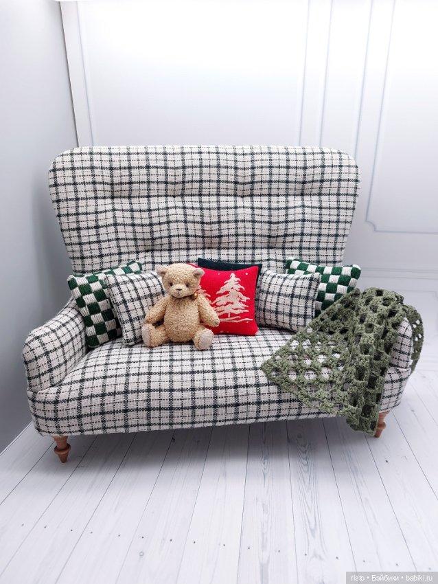Диван для кукол формата 1/6 от известного мастера (фото 3)