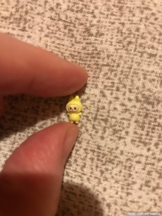 Стеллаж для кукол и миниатюра в него (фото 7)