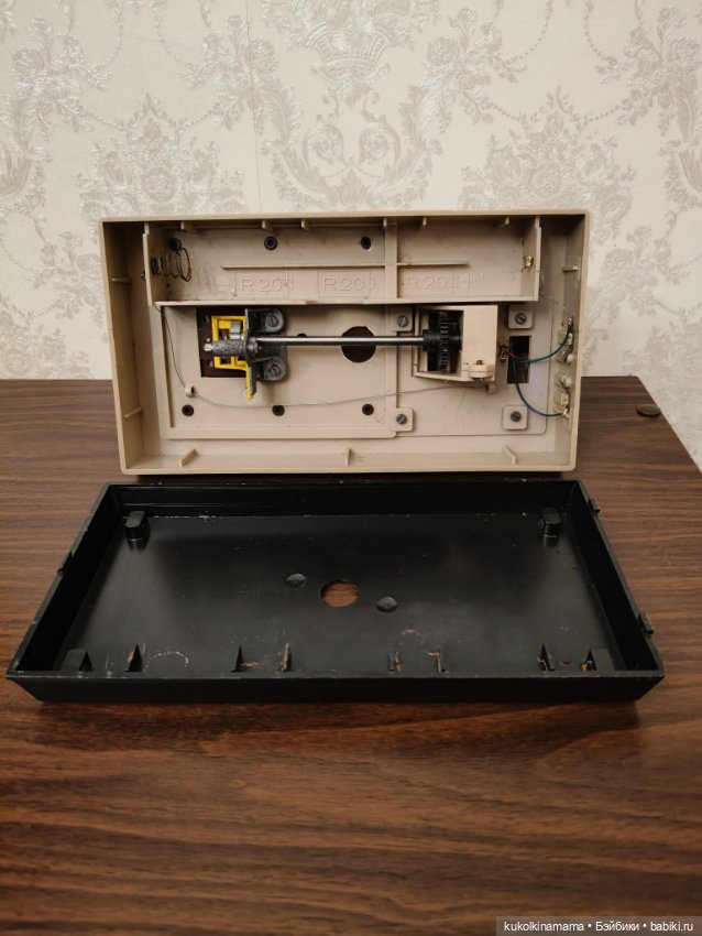 Швейная детская машинка ГДР (фото 5)