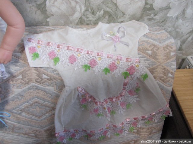 Пошив нижнего белья с кружевом из батиста на кукол (фото 5)