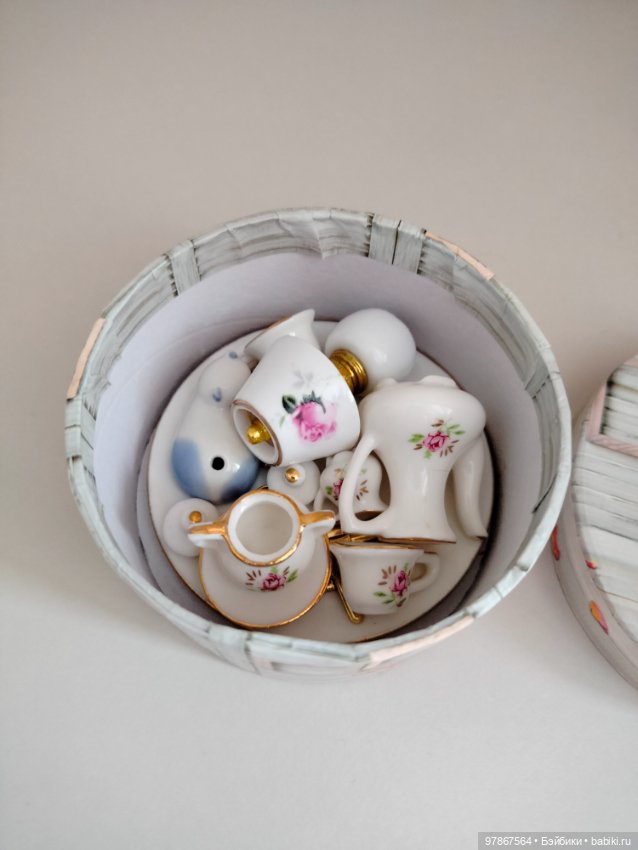 Сервиз и лампа для кукол 1/6