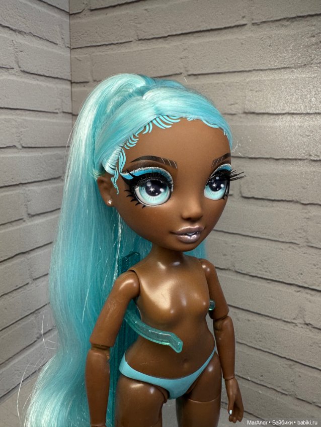 Кукла Rainbow High Робин пижамная (фото 4)