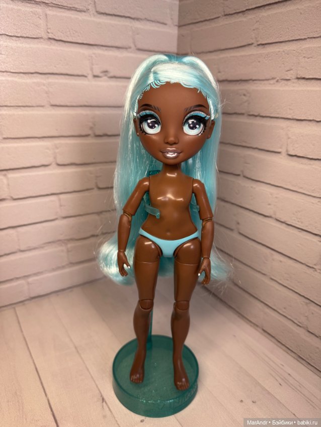 Кукла Rainbow High Робин пижамная