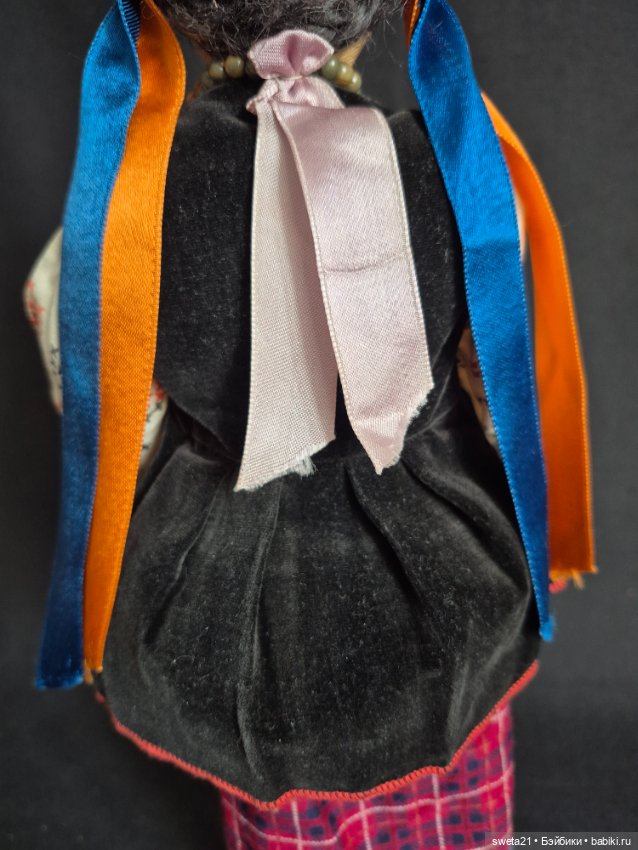 Всекохудожник. Русская артельная кукла. Украинка