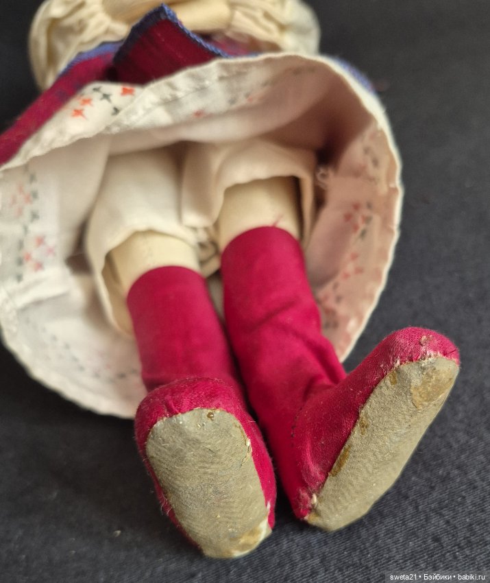 Всекохудожник. Русская артельная кукла. Украинка