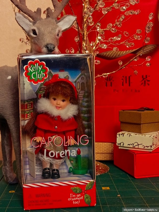 Caroling Lorena Kelly c головой Paula