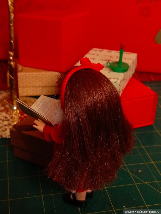 Caroling Lorena Kelly c головой Paula (фото 5)