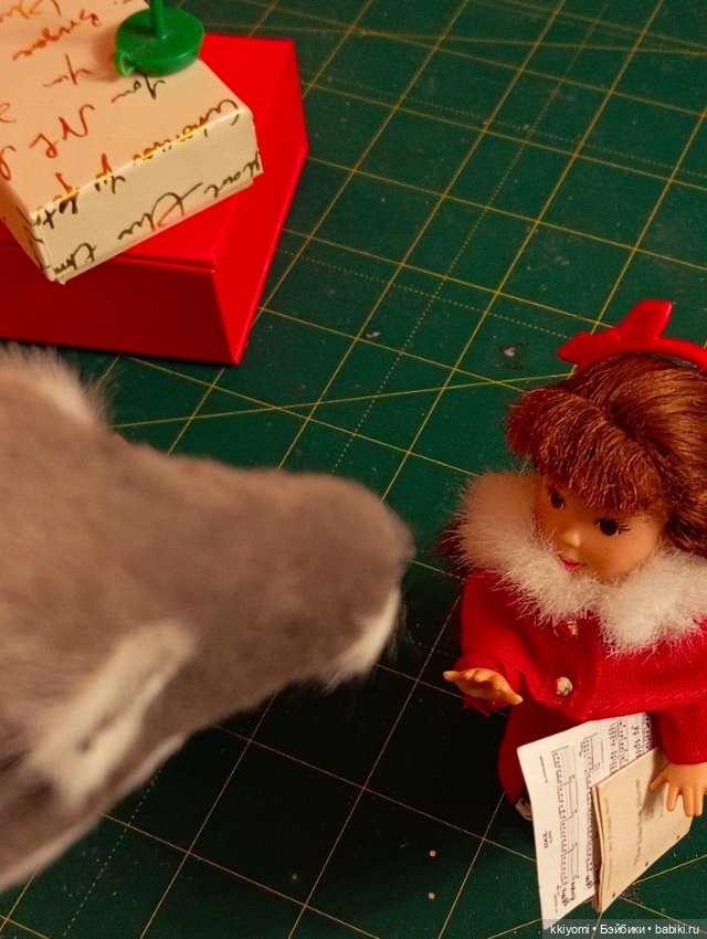 Caroling Lorena Kelly c головой Paula (фото 7)