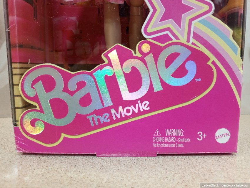 Коллекционная, игровая кукла Барби, портретная Марго Робби, по фильму Barbie The Movie (фото 8)