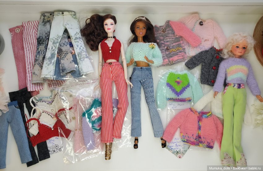 Большой выбор одежды ручной работы