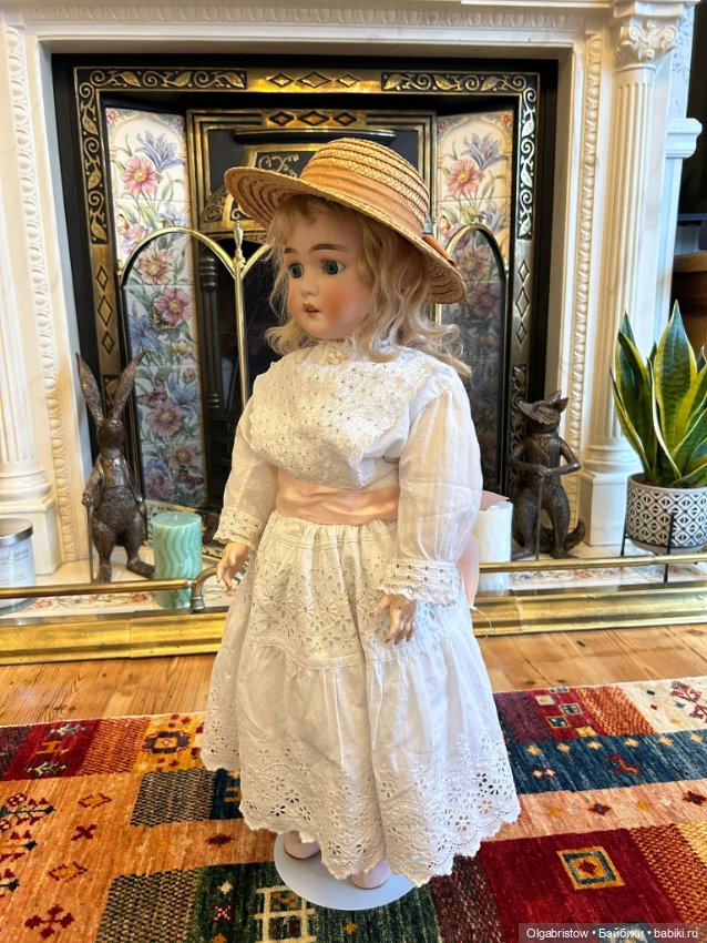 Потрясающая загадочная немецкая девочка (фото 6)