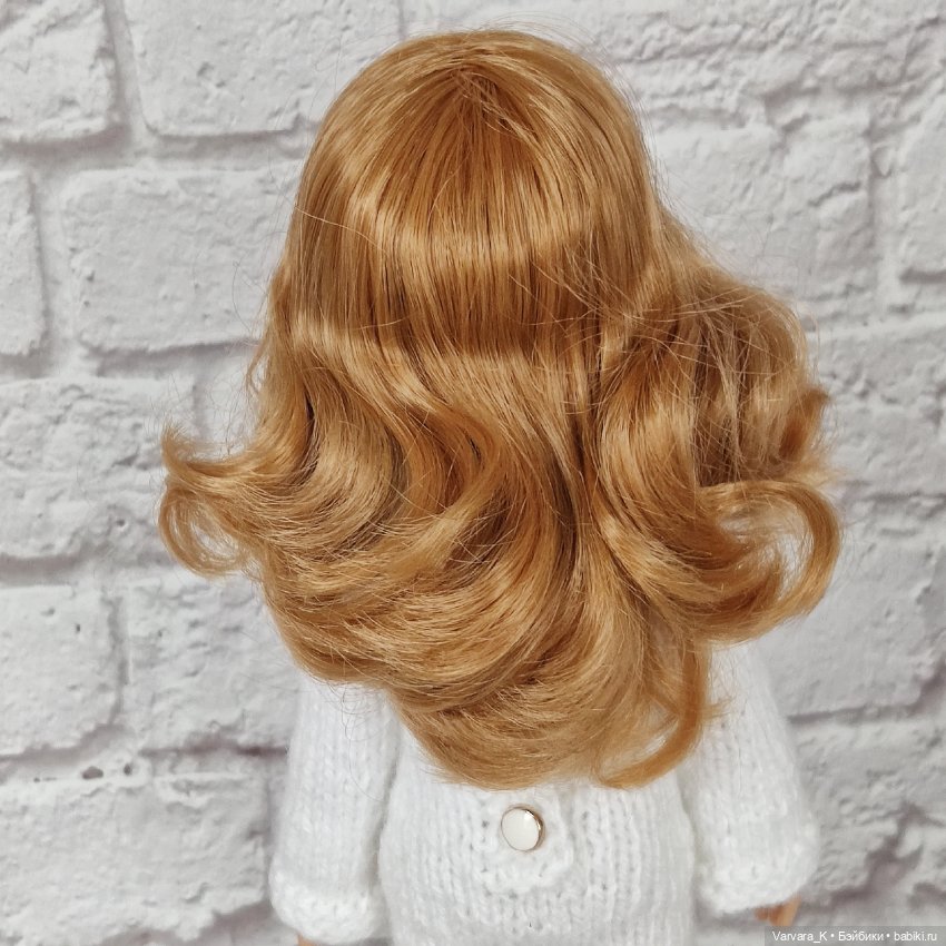 Paola Reina Даша с челкой, в белом комплекте, 32 см