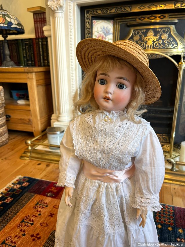 Потрясающая загадочная немецкая девочка (фото 7)