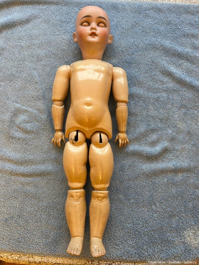 Потрясающая загадочная немецкая девочка