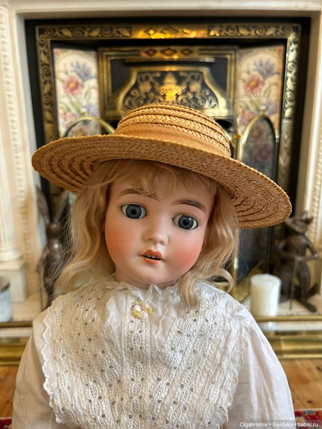 Потрясающая загадочная немецкая девочка (фото 2)