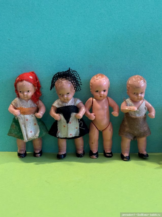 Пупсики малыши Hertwig с прямыми и кривыми ножками, высота 5 см (фото 2)