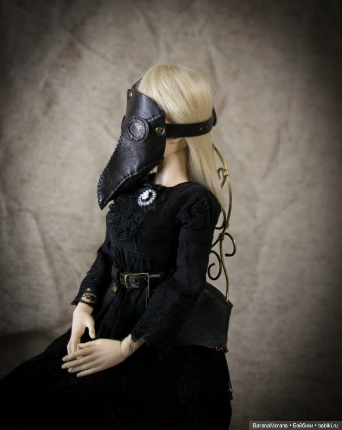 Миниатюра маска чумного доктора для куклы 1/4 (неигровая)