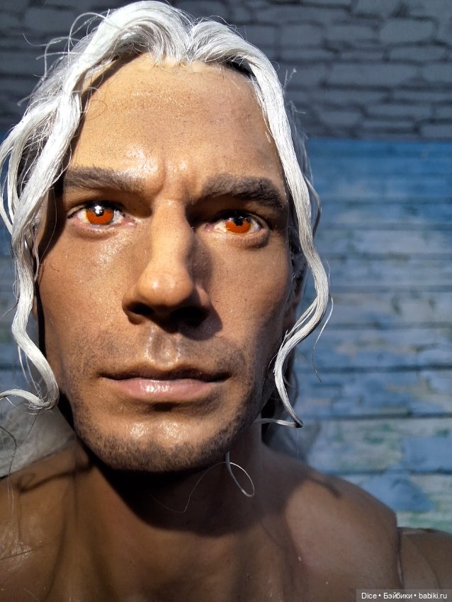 Ведьмак, портретный Генри Кавилл, экшен 1/6 (фото 8)