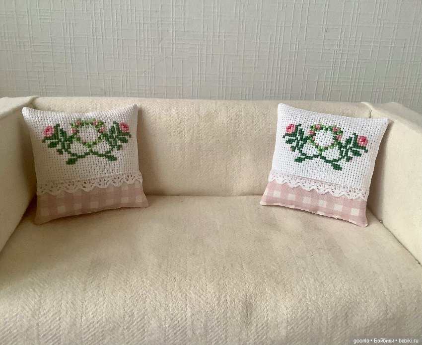 Интерьерные подушки к дню влюбленных