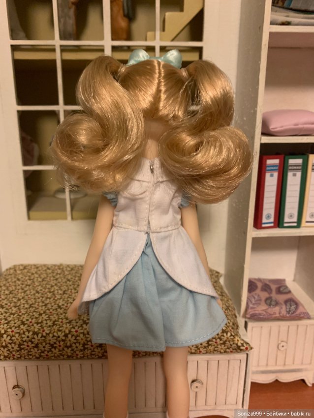 Яркая блондинка Redberry — Азиатские куклы (фото 7)