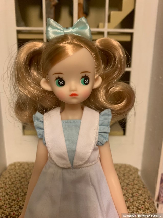 Яркая блондинка Redberry — Азиатские куклы (фото 2)