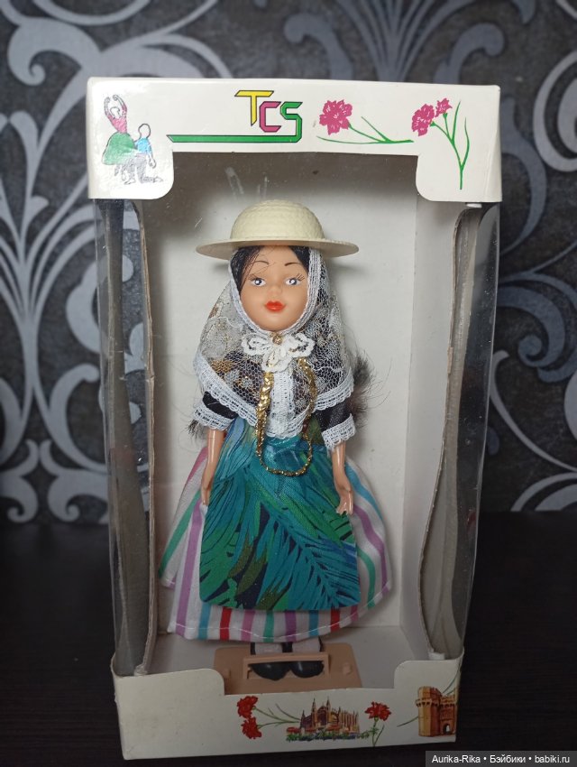 Много винтажных куколок — Винтажные куклы и игрушки детства