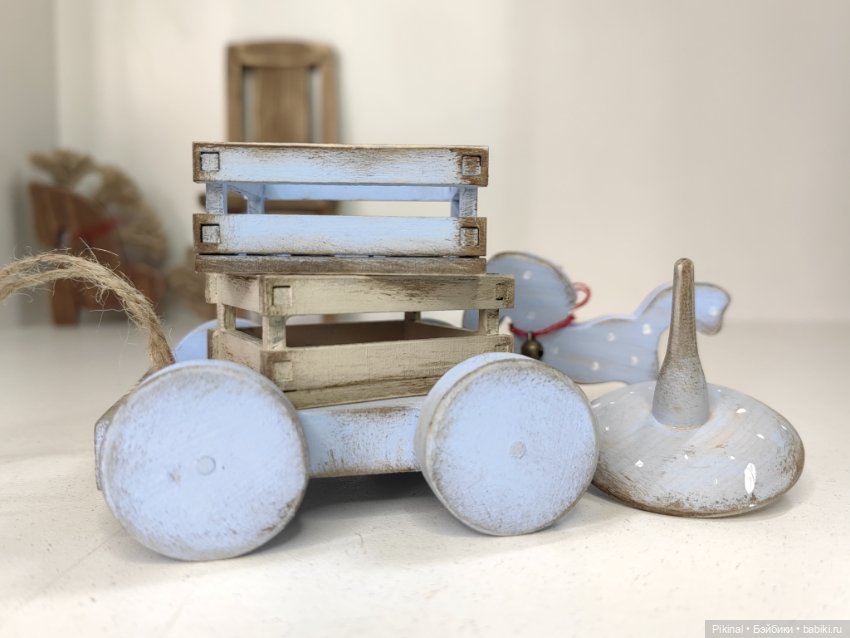 Деревянные тележки,ящики с игрушками) Миниатюра)